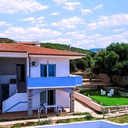Beb Con Piscina Villa Del Borgo Badesi Exteriér fotografie